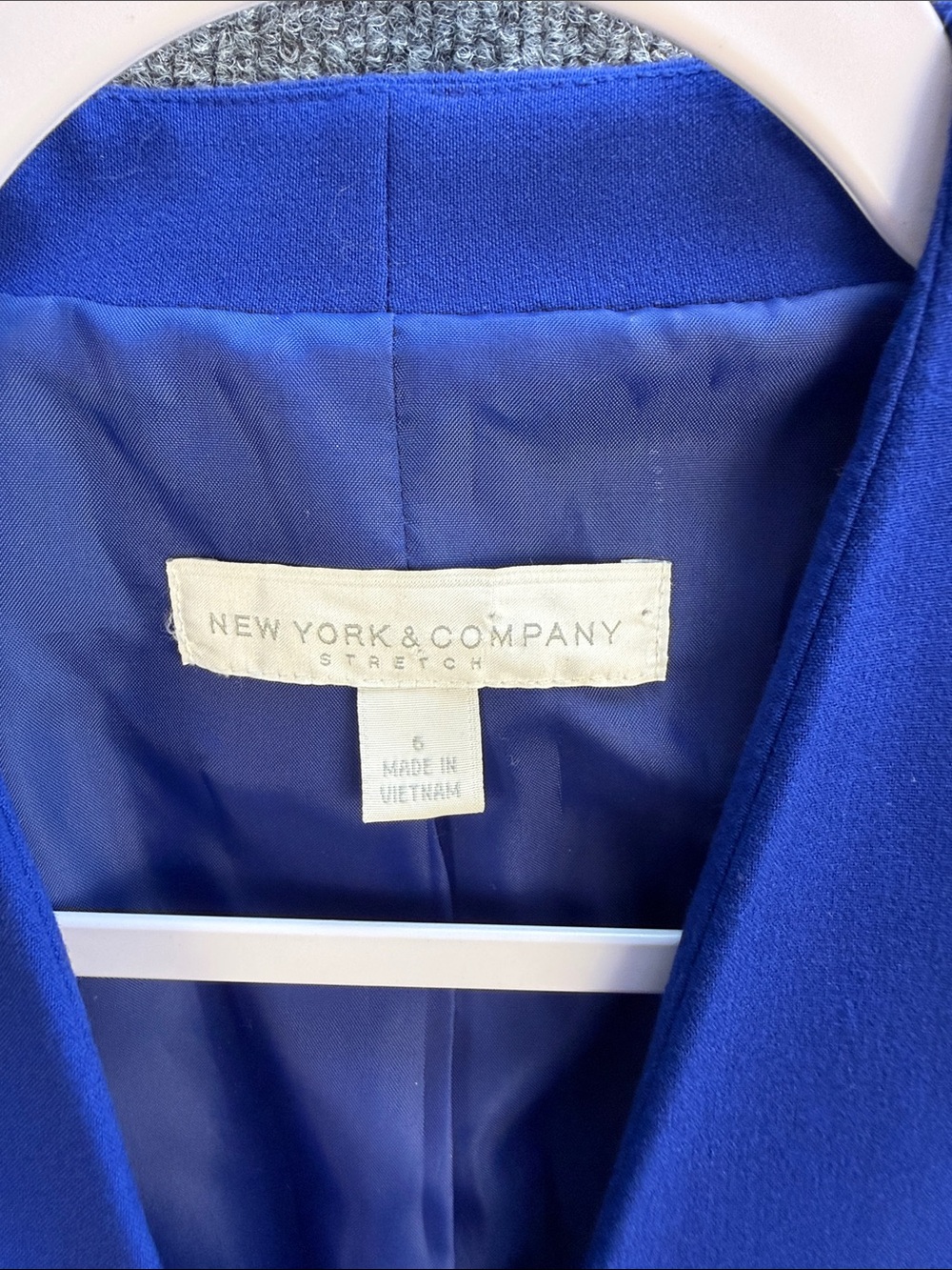 New York & Company Cobalt Blue Single-Button Blazer Size 6 - Picture 2 of 10